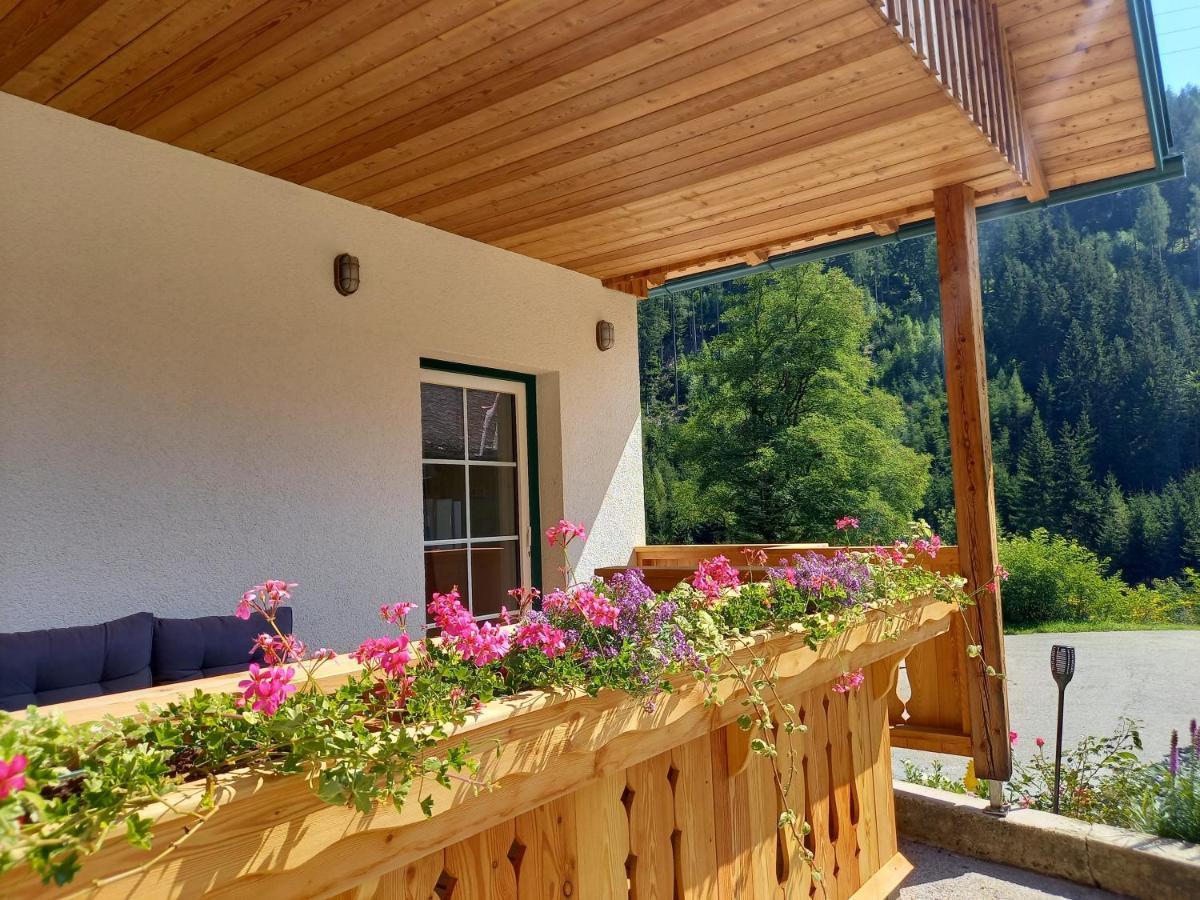 Landhaus Gruenjuwel Himmelberg Bagian luar foto