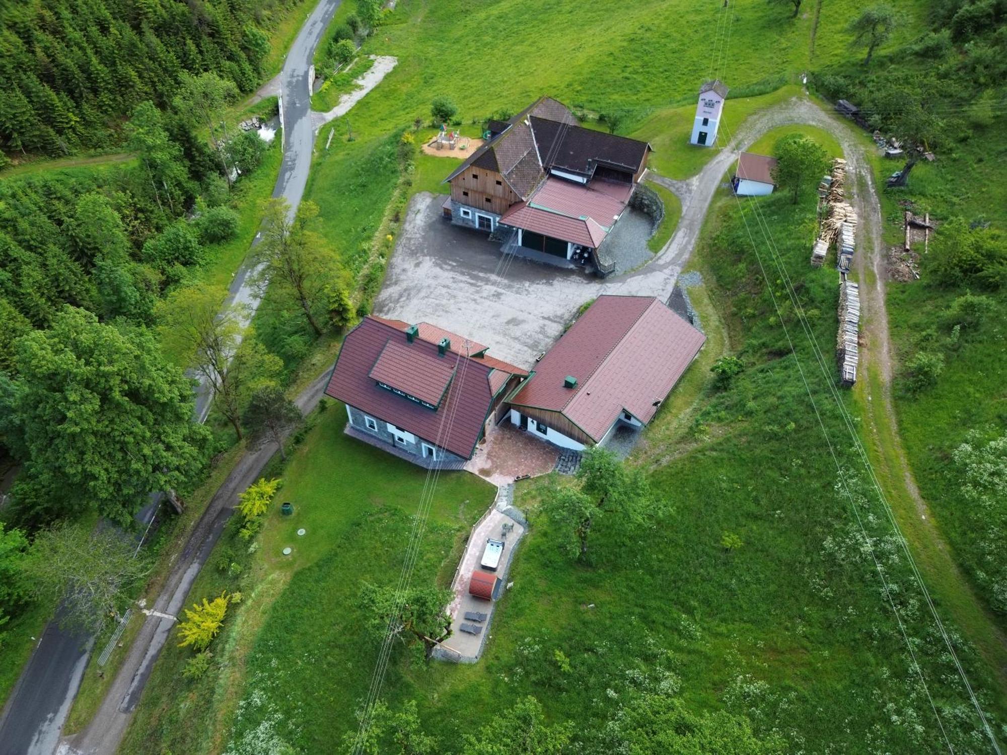 Landhaus Gruenjuwel Himmelberg Bagian luar foto