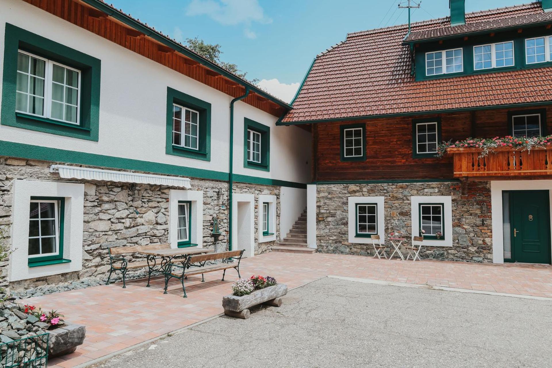 Landhaus Gruenjuwel Himmelberg Bagian luar foto