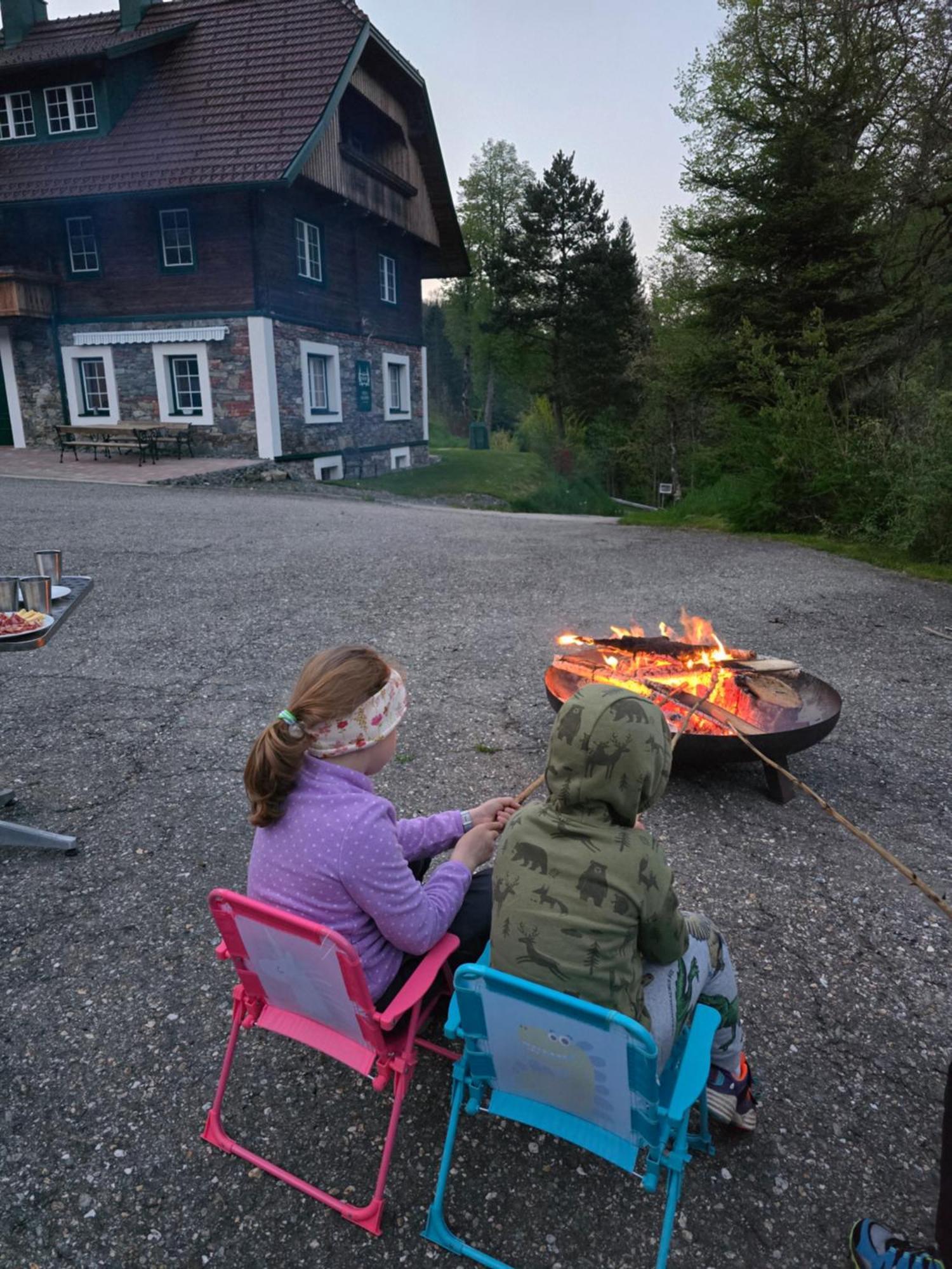 Landhaus Gruenjuwel Himmelberg Bagian luar foto